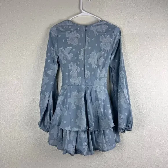 Mi Ami by Francesca’s Brandie Floral Jacquard Romper Light Blue S - Picture 6 of 11